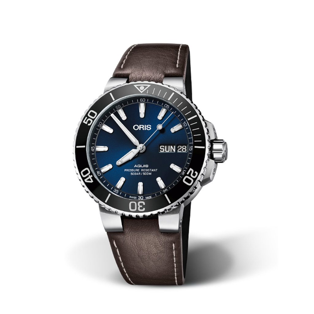 Orologio Oris Aquis Big Day Date con Cassa in Acciaio e Quadrante Blu con  Cinturino Marrone Scuro in Pelle - Dobner Oris Aquis Big Day Date