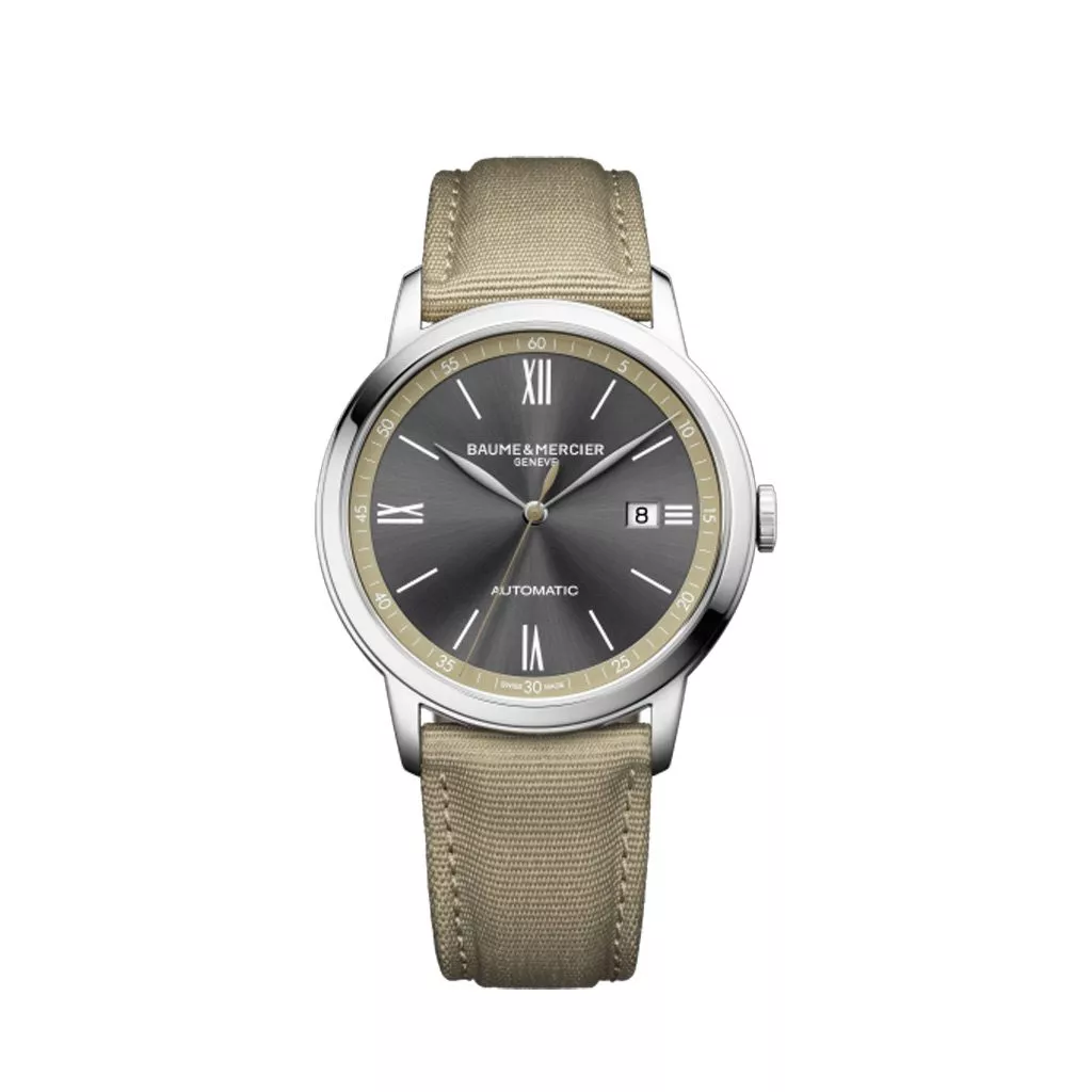 Orologio Baume & Mercier Classima con Cassa in Acciaio e Quadrante Ardesia con Cinturino in Tessuto
