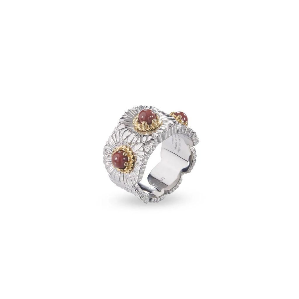 Anello regolabile romantico con rosa rossa fatta a mano all'uncinet... | su MissHobby