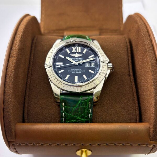 Orologio breitling con cintruino in pelle verde e scatola marrone