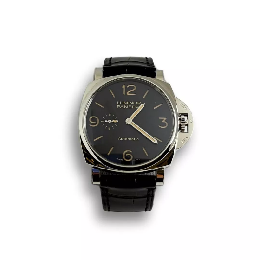 Orologio panerai luminor con cinturino in pelle nera