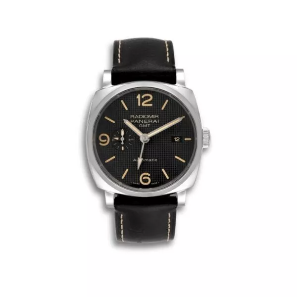 Orologio Panerai Radiomir con quadrante nero.